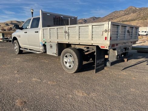 Used 2017 RAM 3500 Tradesman w/ Chrome Appearance Group image 4