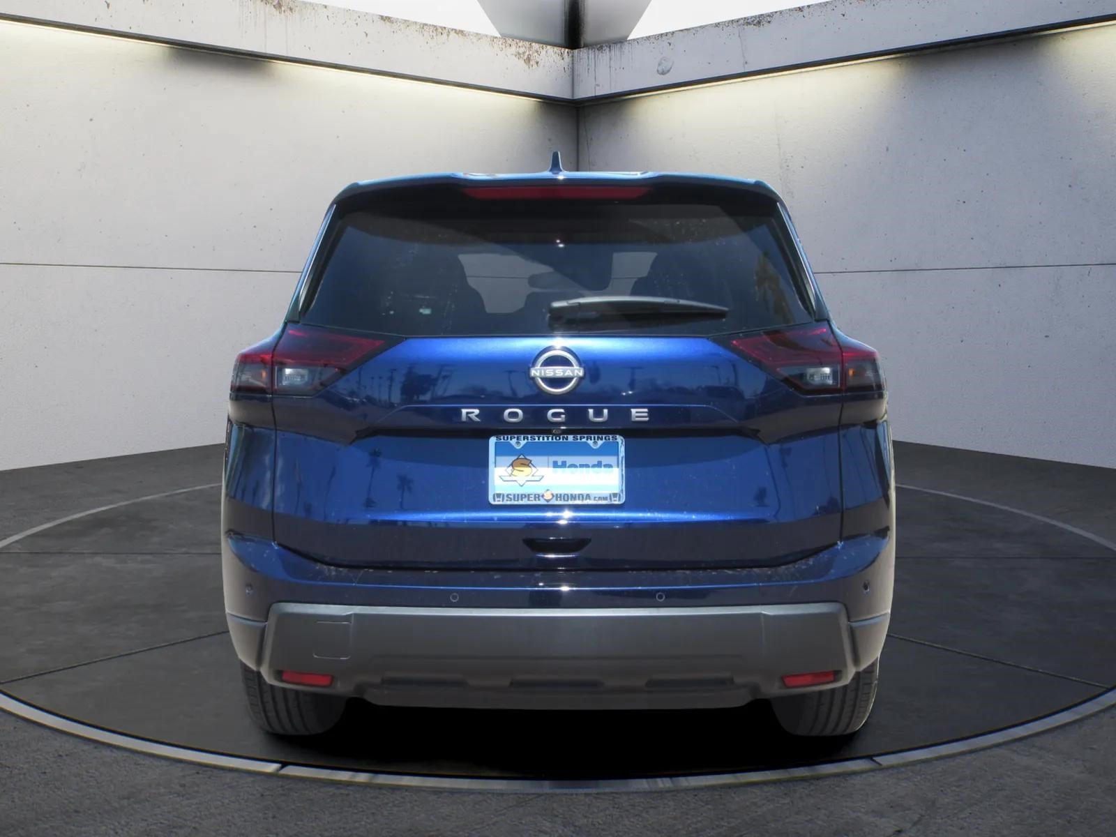 Used 2025 Nissan Rogue SV FWD image 7