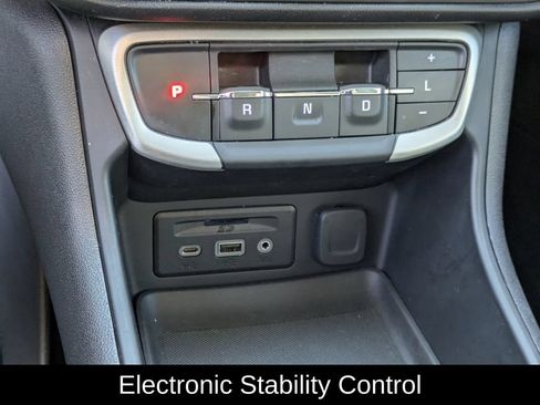 Used 2024 GMC Terrain SLT w/ Tech Package AWD/4WD image 18
