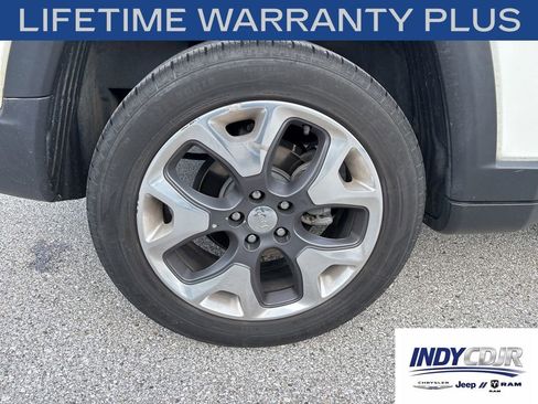 Used 2020 Jeep Compass Limited AWD/4WD image 12