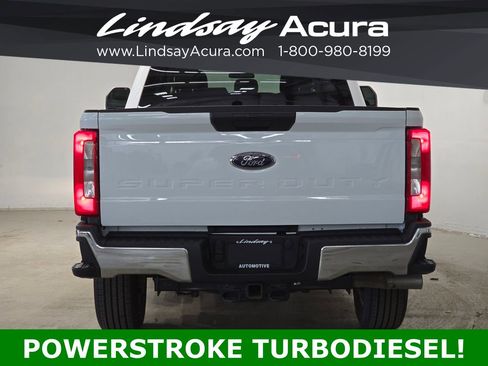Used 2025 Ford F250 XLT image 5