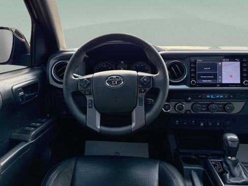 Used 2023 Toyota Tacoma TRD Off-Road w/ TRD Premium Off Road Package image 13