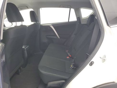 Used 2017 Toyota RAV4 LE FWD image 13