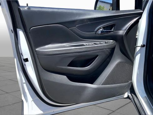 Used 2018 Buick Encore Preferred FWD image 21