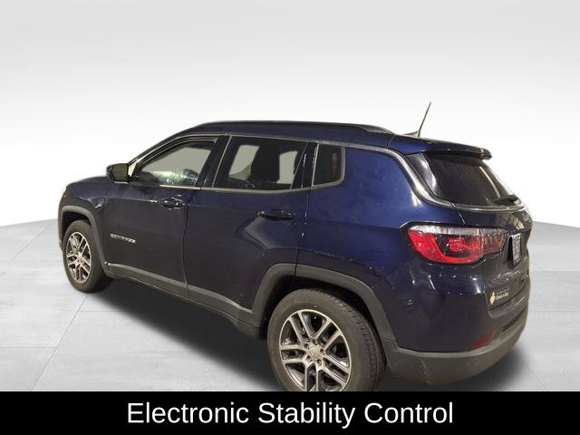Used 2020 Jeep Compass Latitude FWD image 19