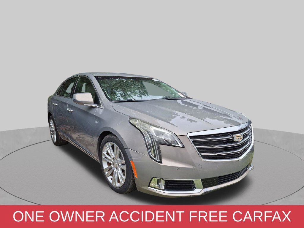Used 2019 Cadillac XTS Luxury FWD image 2