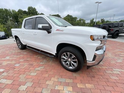 Used 2021 Chevrolet Silverado 1500 LT AWD/4WD image 38