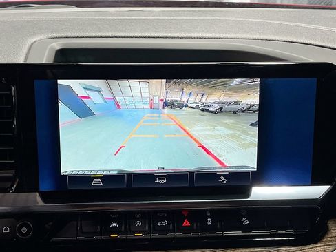 Used 2023 Chevrolet Silverado 1500 RST w/ Convenience Package II image 14