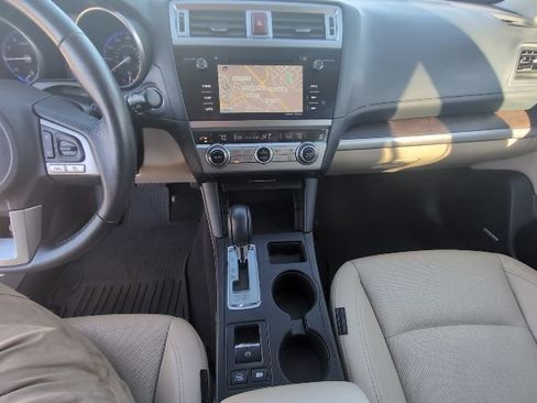 Used 2017 Subaru Outback 2.5i Limited image 22
