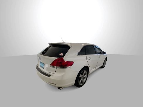 Used 2015 Toyota Venza Limited image 8