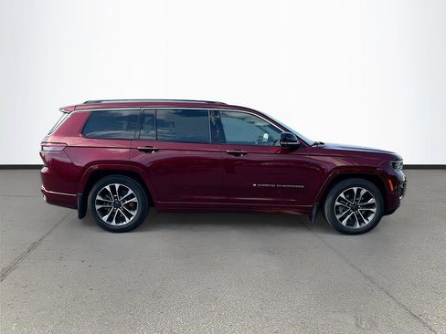 Certified 2022 Jeep Grand Cherokee L Overland w/ Advanced Protech Group III image 8