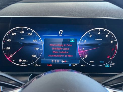 Certified 2025 Mercedes-Benz GLC 300 image 28