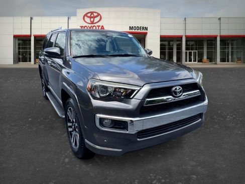 Certified 2018 Toyota 4Runner Limited AWD/4WD image 3