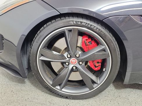 Used 2016 Jaguar F-TYPE R AWD/4WD image 9