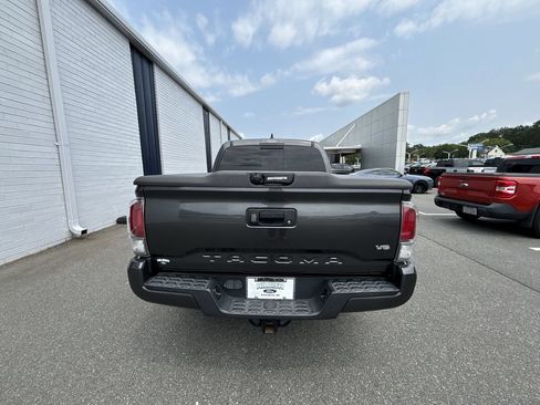 Used 2020 Toyota Tacoma TRD Sport RWD image 20