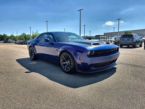 Used 2020 Dodge Challenger SRT Hellcat Redeye RWD image 11