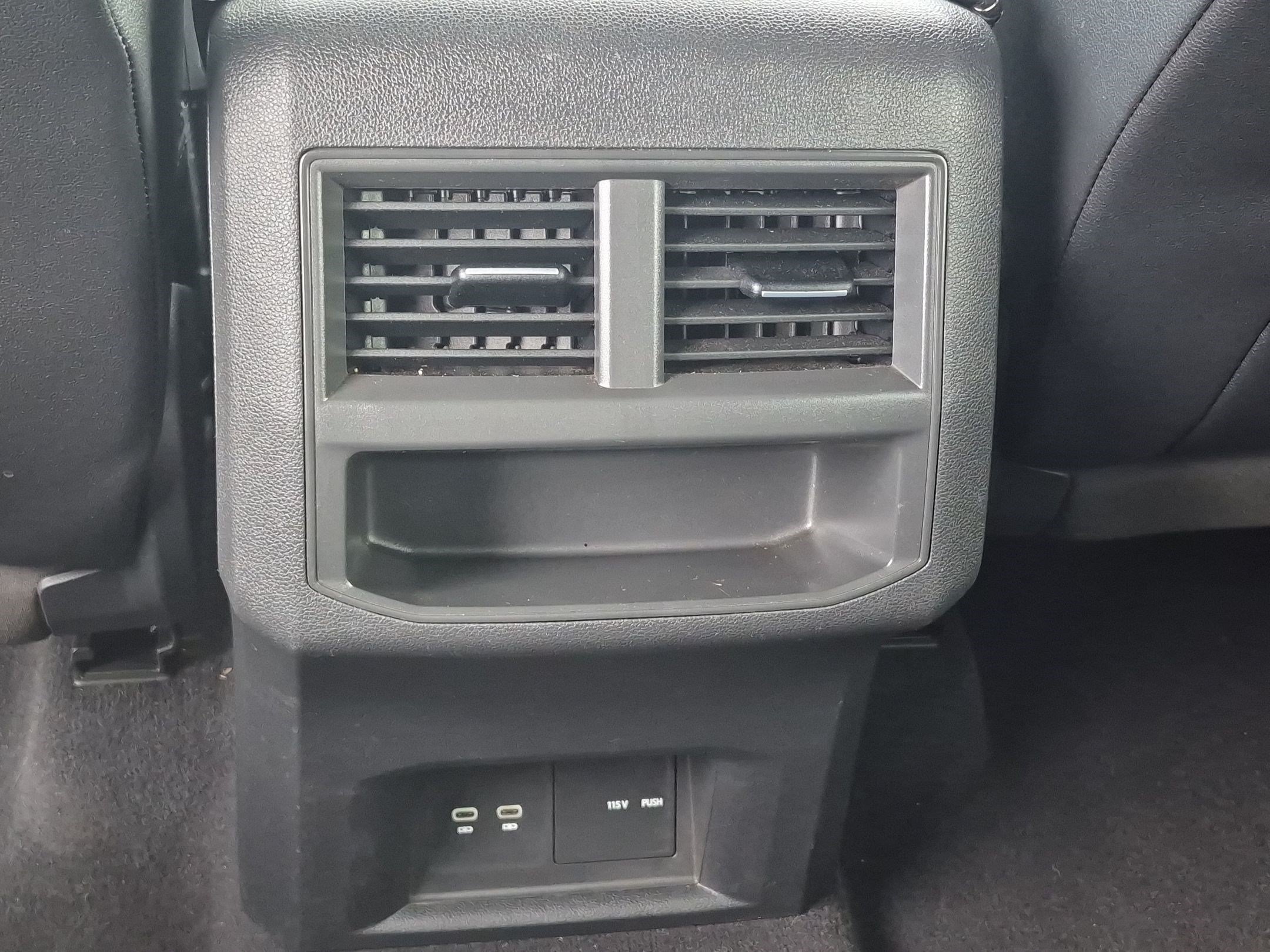 Used 2021 Volkswagen Atlas Cross Sport SE AWD/4WD image 24