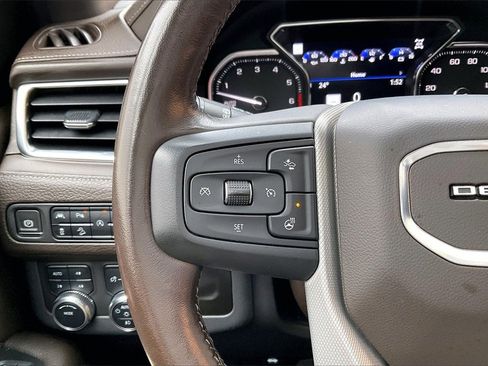 Used 2021 GMC Yukon Denali image 11