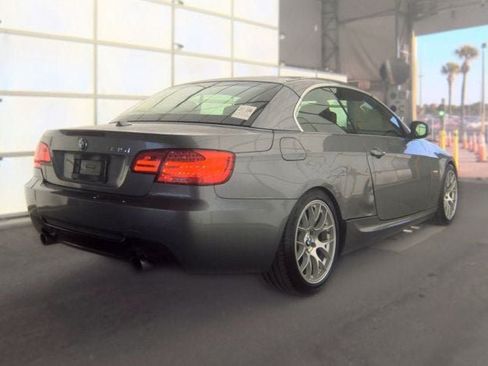 Used 2013 BMW 335i Convertible RWD image 2
