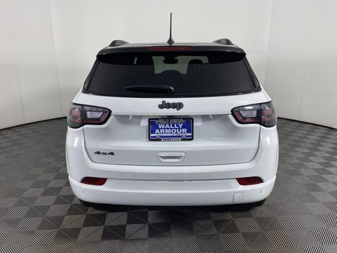 New 2025 Jeep Compass Limited w/ High Altitude Package image 9