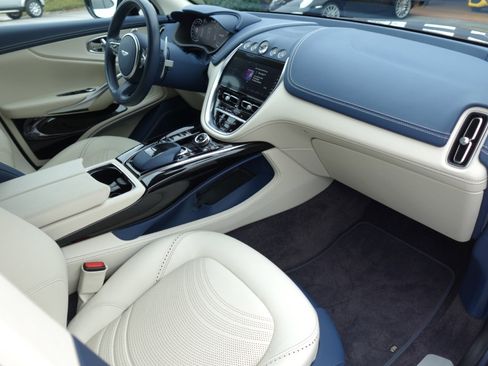 Used 2024 Aston Martin DBX 707 image 8