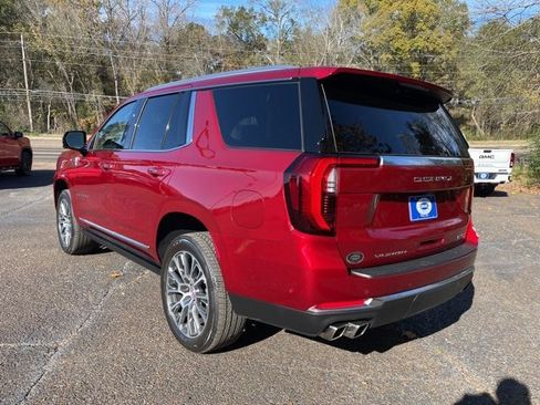 New 2026 GMC Yukon Denali w/ Sun & Power Step Package image 3