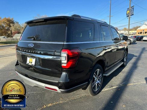 Used 2023 Ford Expedition Limited image 5