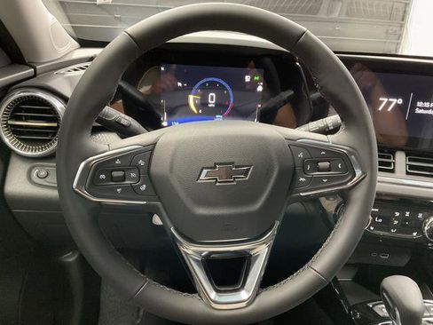 New 2026 Chevrolet Trax ACTIV FWD image 14