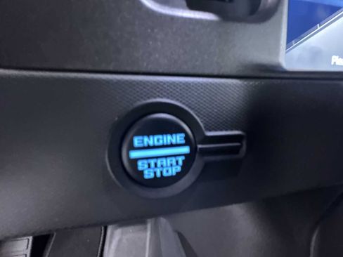 Used 2024 Ford Bronco Badlands image 17