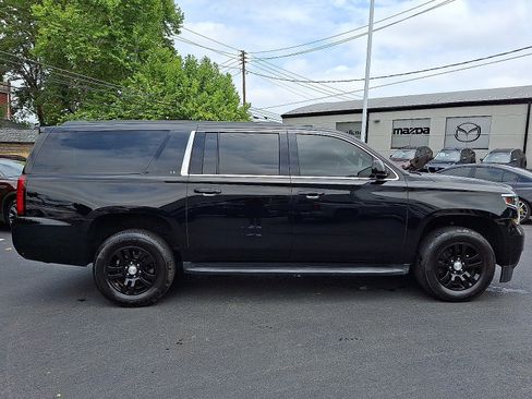 Used 2019 Chevrolet Suburban LT AWD/4WD image 7