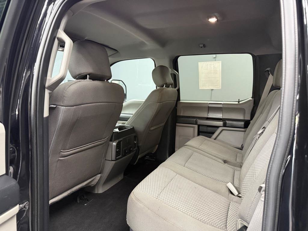Used 2019 Ford F350 XLT w/ XLT Premium Package AWD/4WD image 12