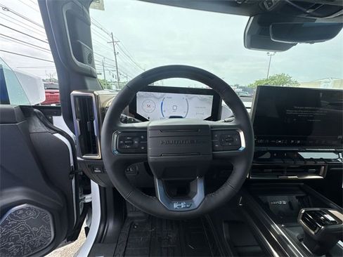 New 2025 GMC Hummer EV 2X image 14