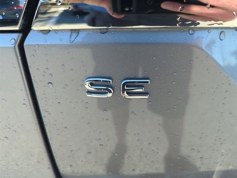 New 2026 Volkswagen Atlas SE image 44