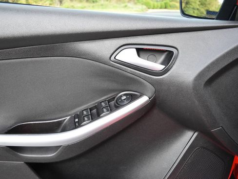 Used 2013 Ford Focus ST image 17