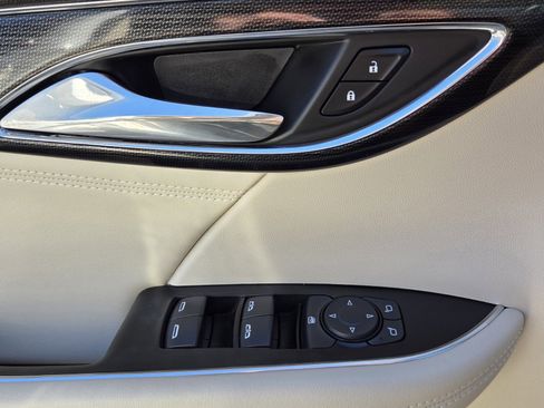 Used 2023 Buick Envision Preferred image 13