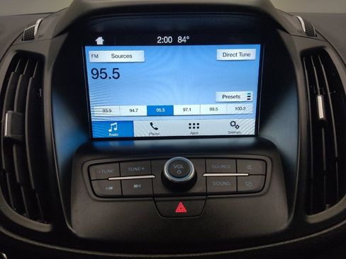 Used 2019 Ford Escape SE image 25