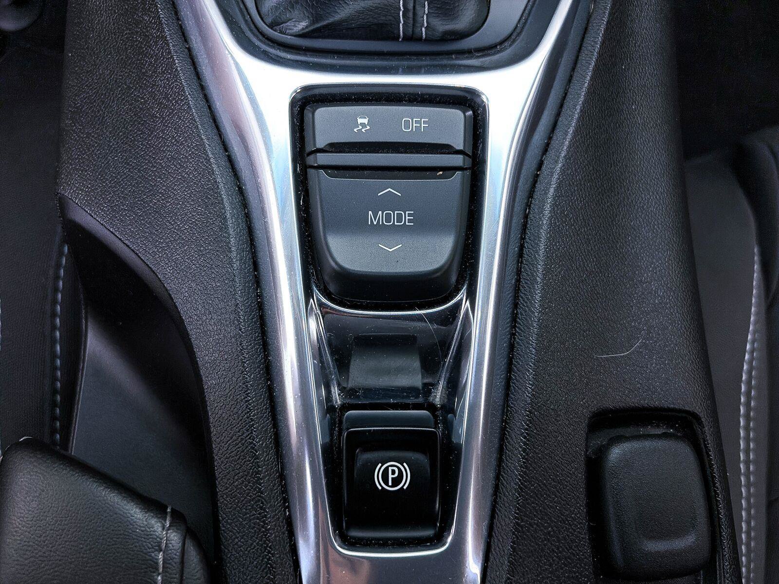 Used 2017 Chevrolet Camaro LT w/ RS Package RWD image 6