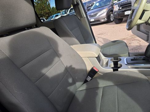 Used 2009 Ford Escape XLT image 25