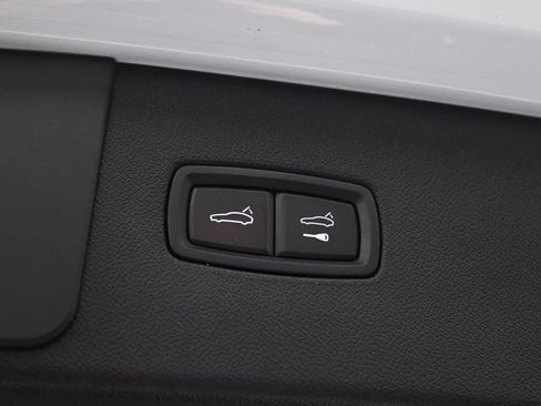 Used 2022 Porsche Cayenne Platinum Edition AWD/4WD image 44