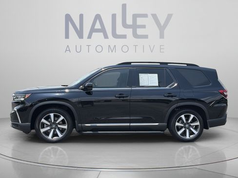 Used 2025 Honda Pilot Touring image 2