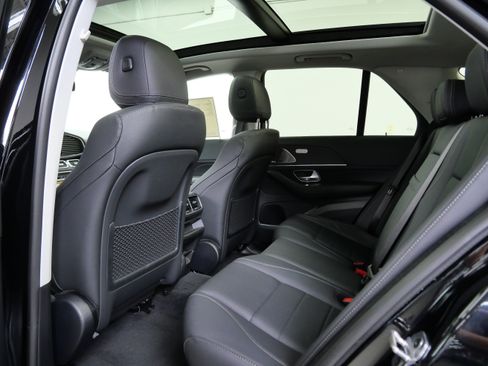 New 2026 Mercedes-Benz GLE 450 4MATIC image 9