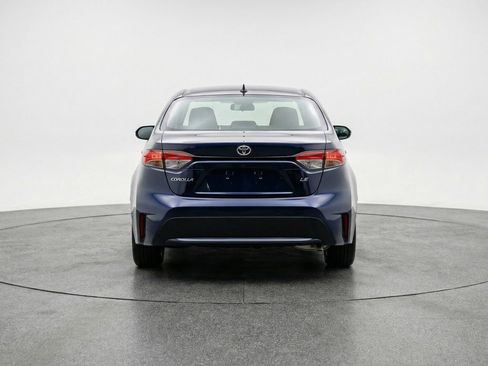 Used 2025 Toyota Corolla LE FWD image 6