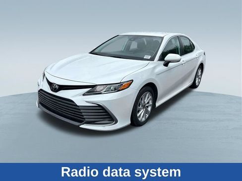 Used 2023 Toyota Camry LE FWD image 9