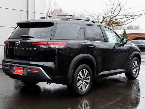 New 2026 Nissan Pathfinder SL w/ Cargo Package AWD/4WD image 6
