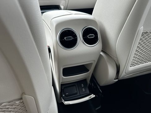 Certified 2025 Mercedes-Benz GLA 250 4MATIC image 26