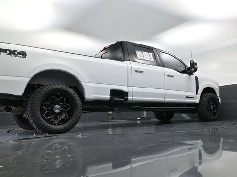 Used 2023 Ford F250 Lariat w/ Sport Appearance Package image 18
