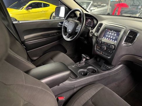Used 2018 Dodge Durango SXT w/ 3rd Row Seating Group RWD image 16
