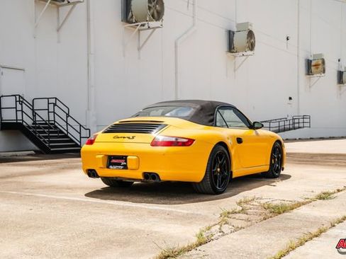 Used 2006 Porsche 911 Carrera 4S image 31