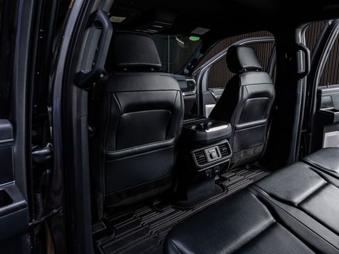 Used 2025 Ford F150 Lariat w/ Equipment Group 502A High image 34