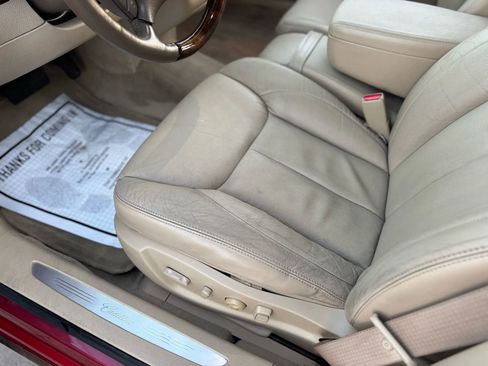 Used 2006 Cadillac DTS image 15